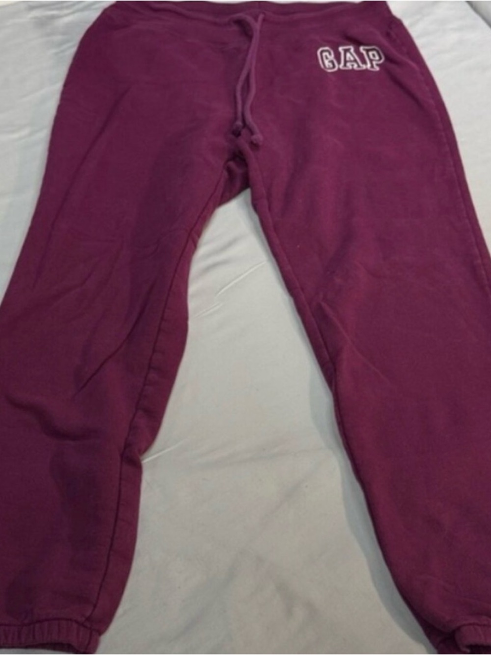 ⭐️ GAP - Burgundy Joggers/Sweatpants